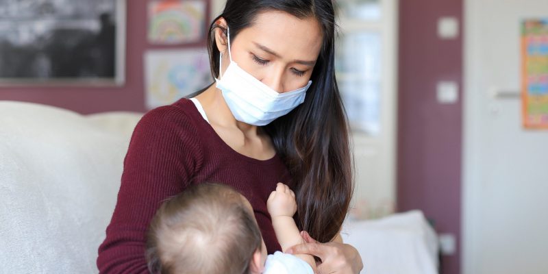 La santé publique a-t-elle oublié que l’allaitement est un facteur de protection des tout-petits face aux infections respiratoires?